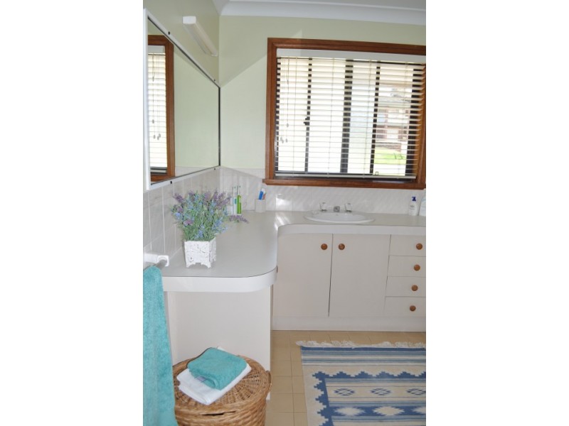 16 Underwood Road, Forster NSW 2428