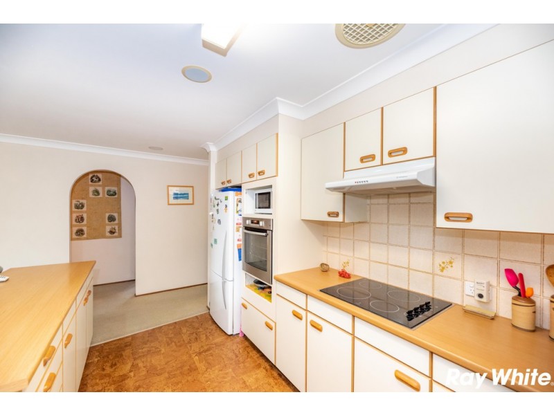 8 Pipers Bay Drive, Forster NSW 2428