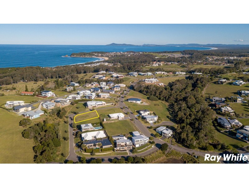 13 Glenelg Crescent, Red Head NSW 2430