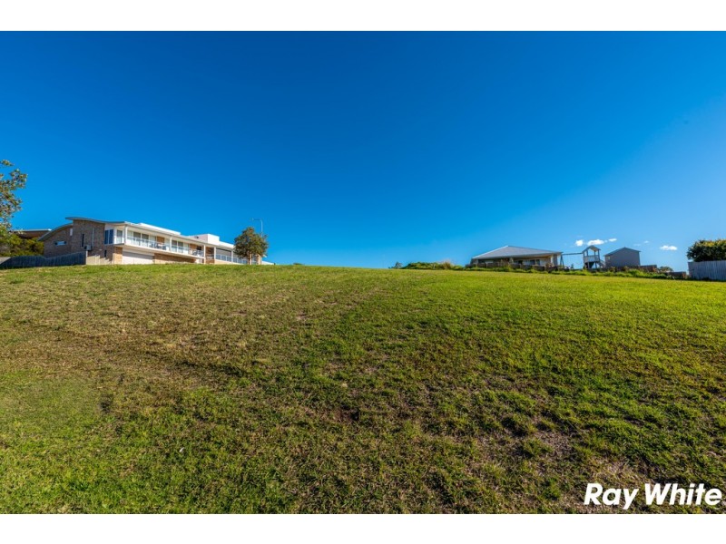 13 Glenelg Crescent, Red Head NSW 2430