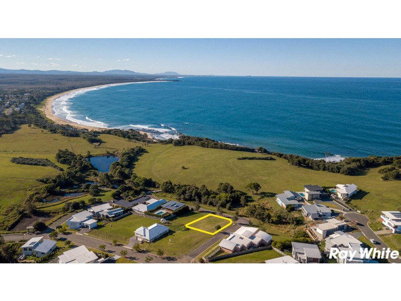 13 Glenelg Crescent, Red Head NSW 2430