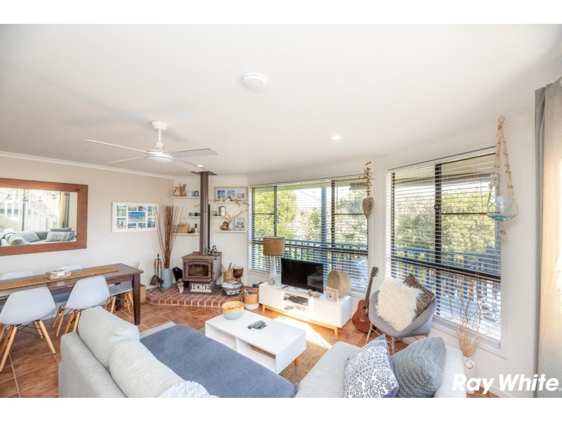 3 Lake Vista Crescent, Forster NSW 2428