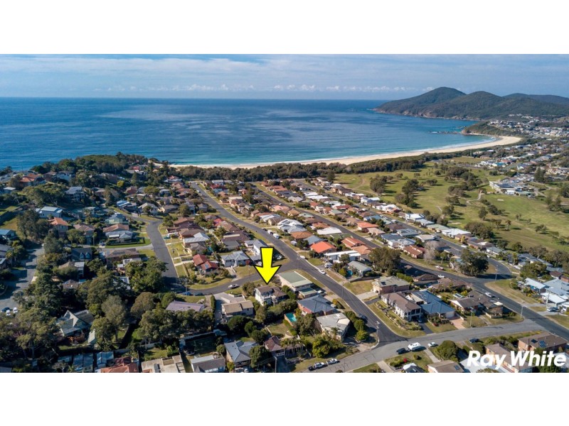 3 Lake Vista Crescent, Forster NSW 2428