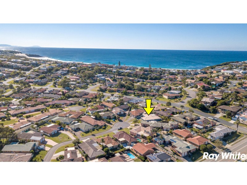 16 Burke Close, Forster NSW 2428