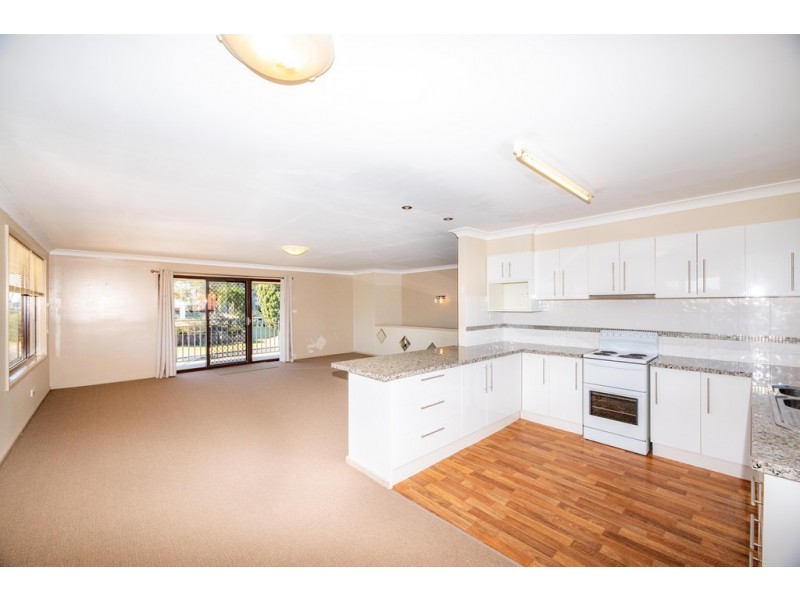 6B Peel Street, Tuncurry NSW 2428