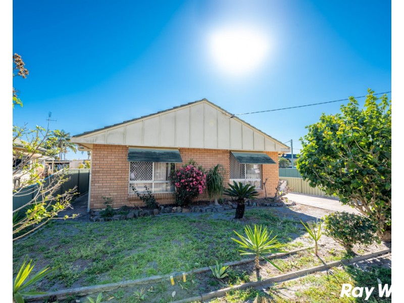 27 Cross Street, Forster NSW 2428