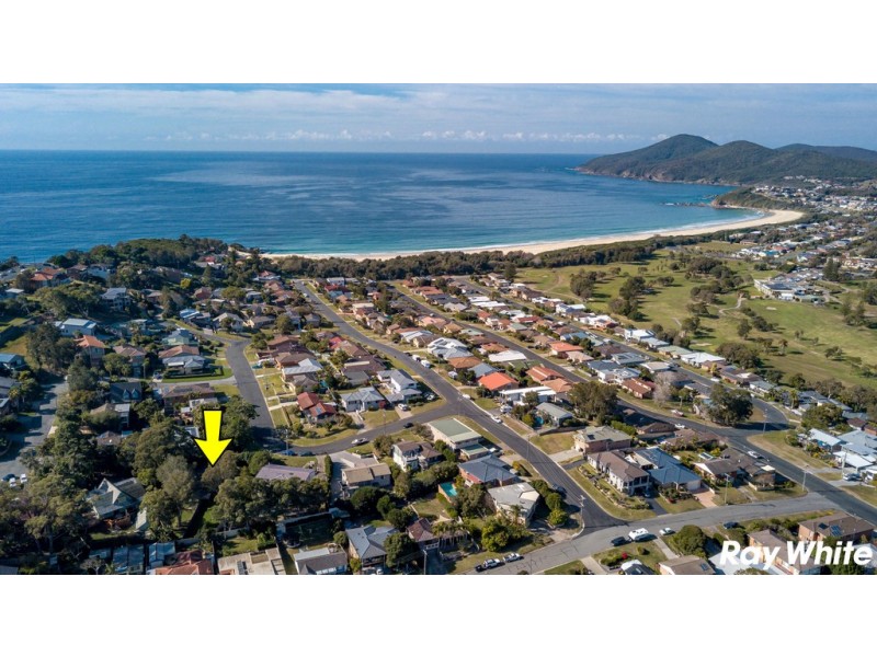 1/9 Lake Vista Crescent, Forster NSW 2428