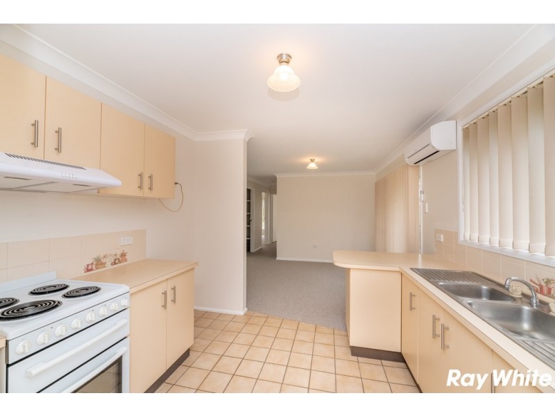 1/4 Heath Avenue, Tuncurry NSW 2428