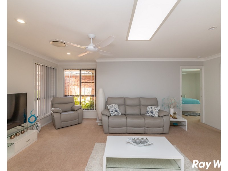 5 Lachlan Avenue, Tuncurry NSW 2428