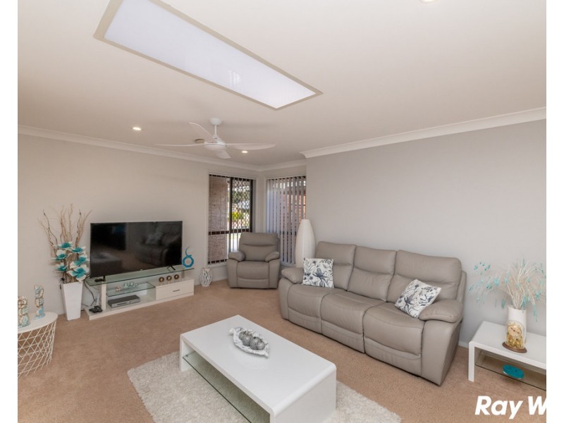 5 Lachlan Avenue, Tuncurry NSW 2428