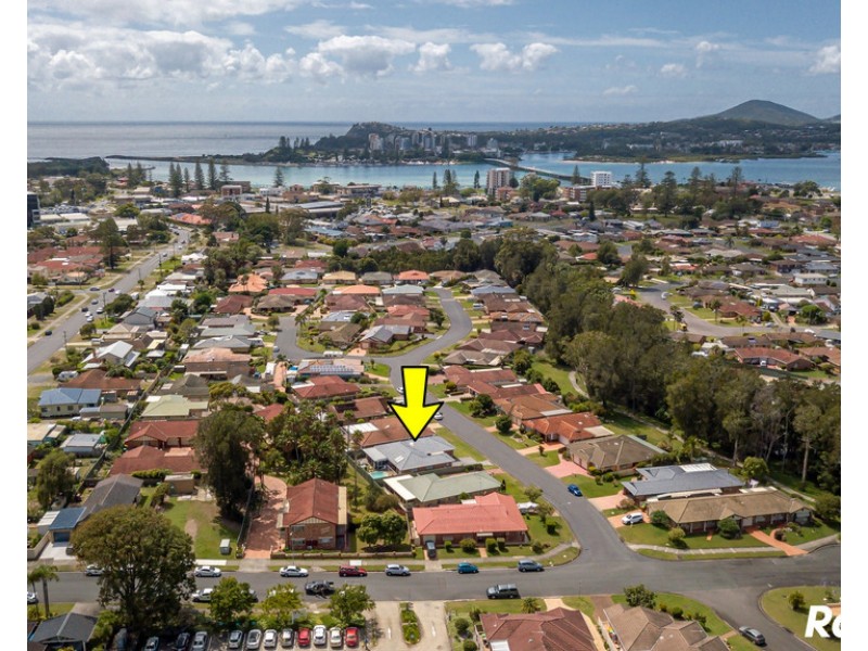 5 Lachlan Avenue, Tuncurry NSW 2428