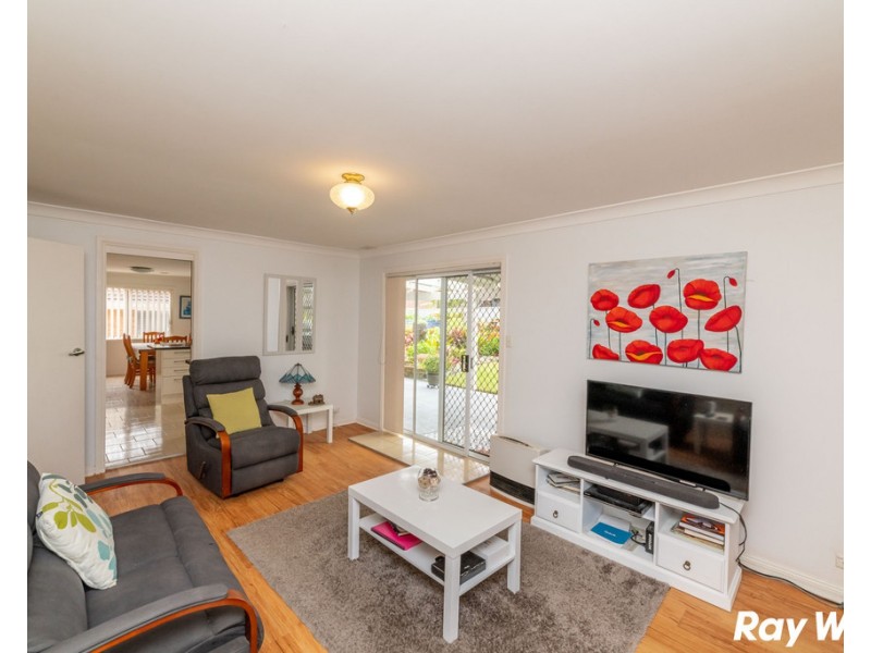 34 Lakeview Crescent, Forster NSW 2428