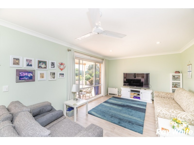 92 Green Point Dr, Green Point NSW 2428