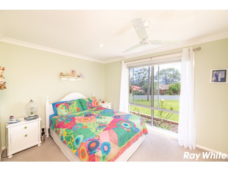92 Green Point Dr, Green Point NSW 2428