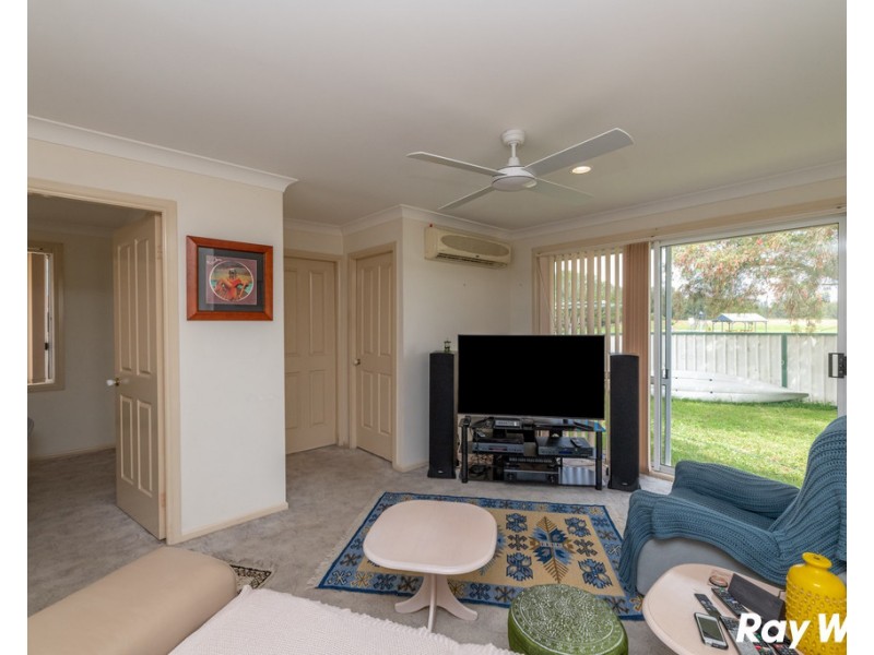 13 Eyre Crescent, Forster NSW 2428