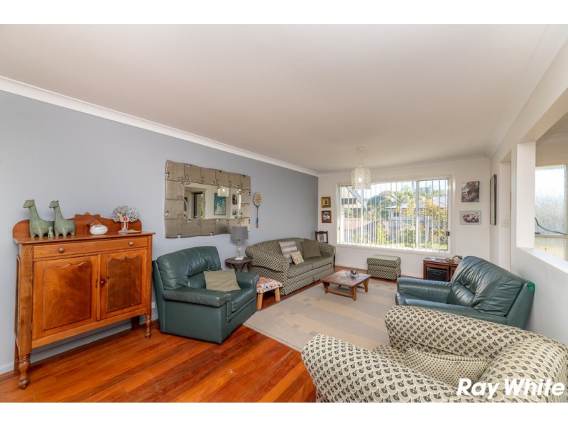 4 Burrawan Street, Forster NSW 2428