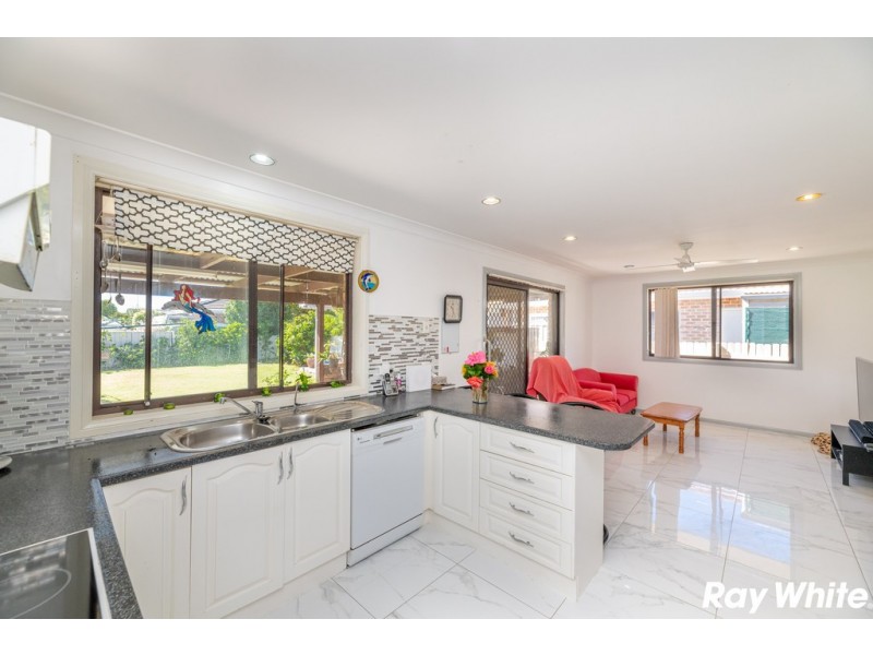 56 Hind Avenue, Forster NSW 2428