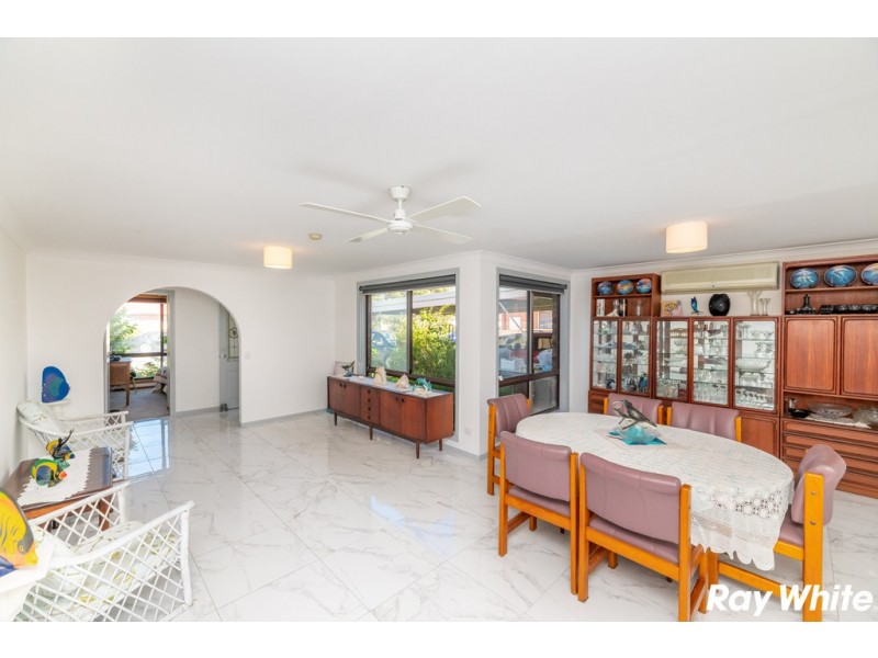 56 Hind Avenue, Forster NSW 2428