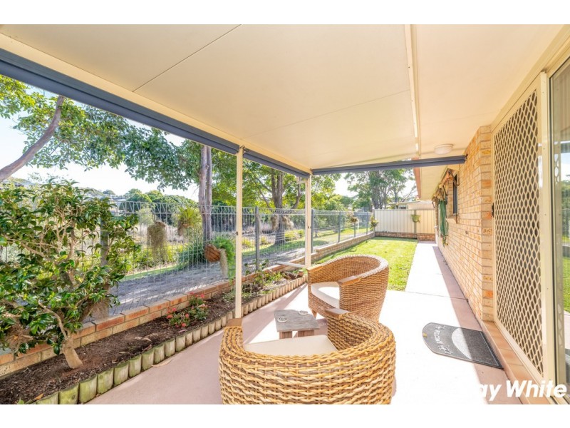 2/5 Burke Close, Forster NSW 2428