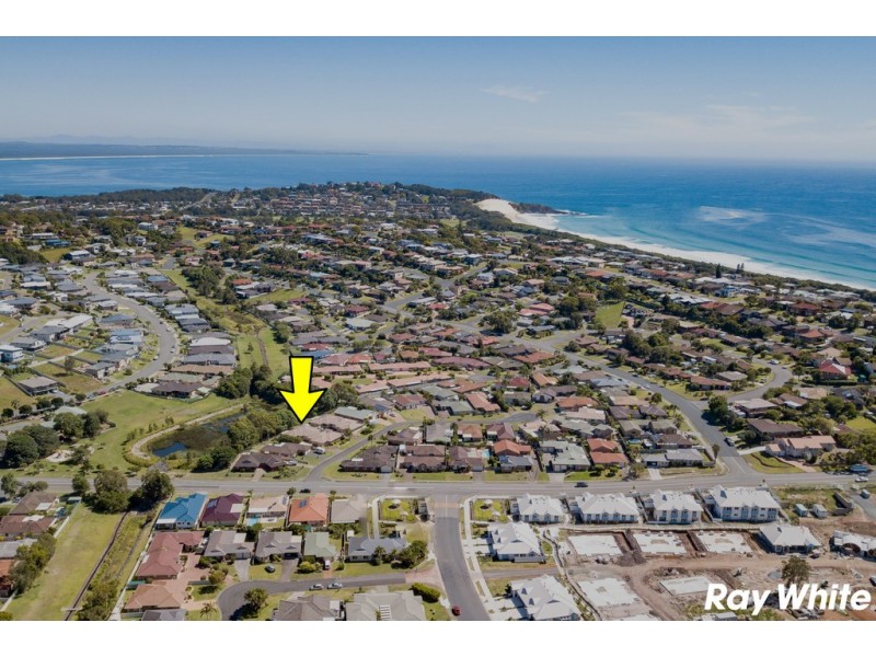 2/5 Burke Close, Forster NSW 2428