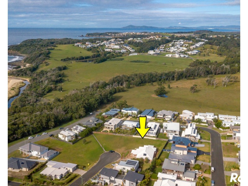 7 Pearl Place, Diamond Beach NSW 2430
