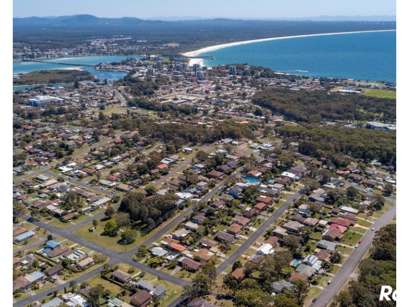 64 Likely Street, Forster NSW 2428