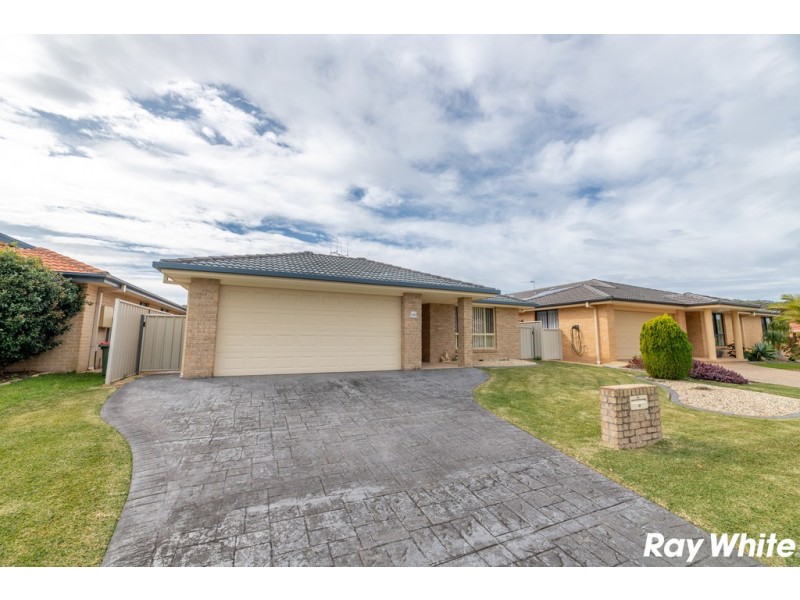50 Nuwarra Circuit, Forster NSW 2428