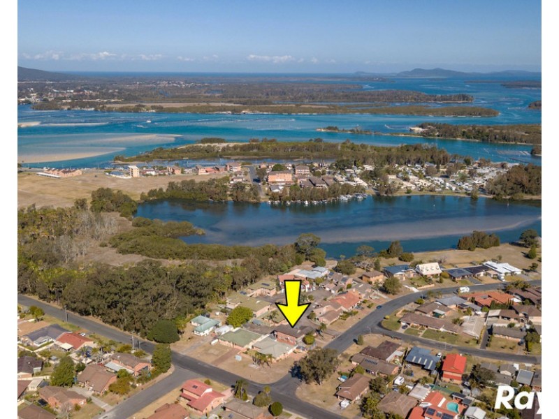 28/2 Rest Point Parade, Tuncurry NSW 2428