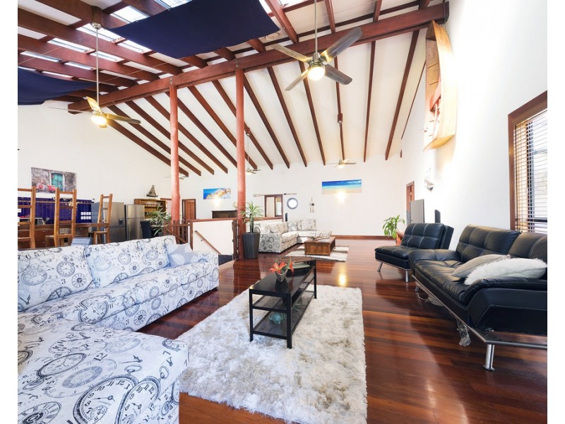 3759 The Lakes Way, Charlotte Bay NSW 2428