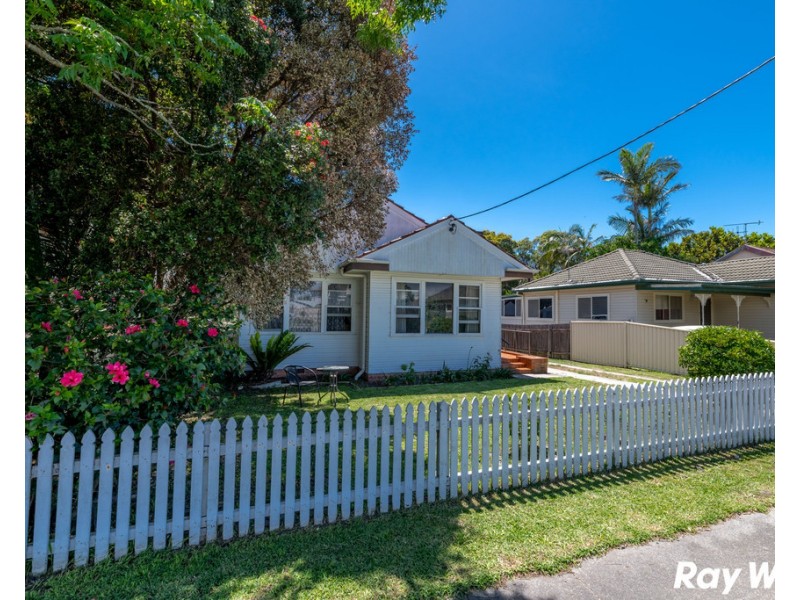 23 Helen Street, Forster NSW 2428