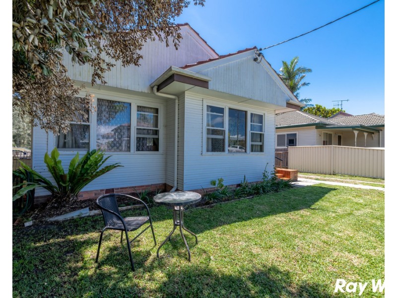 23 Helen Street, Forster NSW 2428