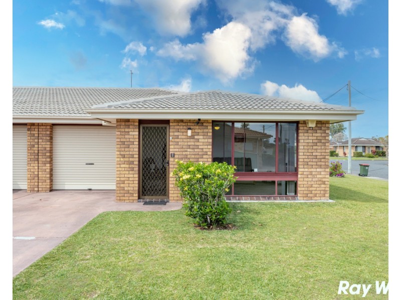 1/10 Cross Street, Forster NSW 2428