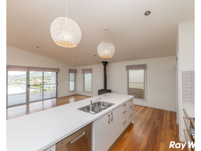 13 Manara Crescent, Forster NSW 2428