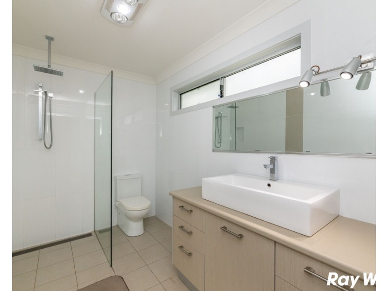 13 Manara Crescent, Forster NSW 2428