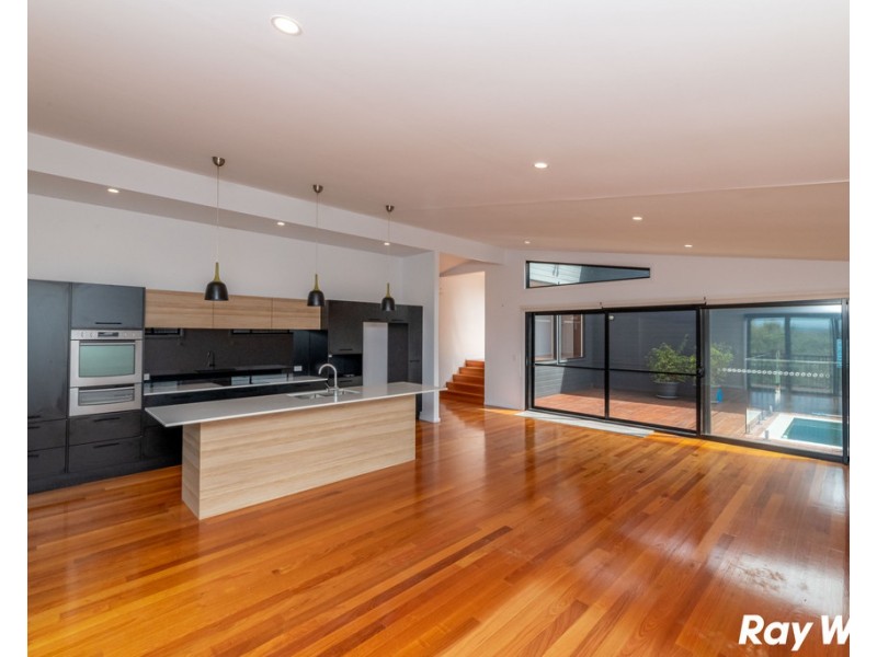 11 Narran Close, Forster NSW 2428