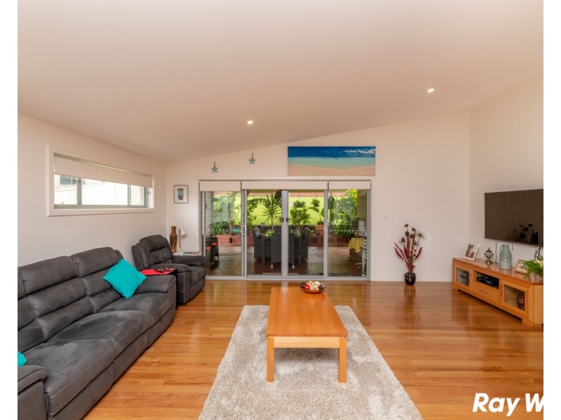 105 Kularoo Drive, Forster NSW 2428
