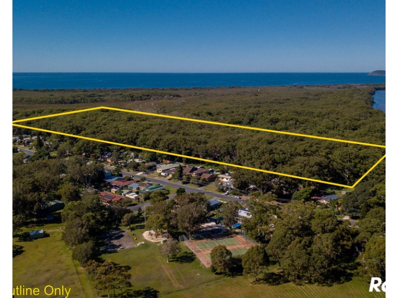 135A Green Point Drive, Green Point NSW 2428