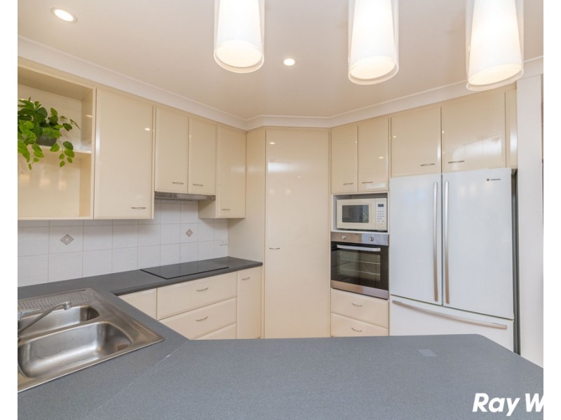 1/3 Greenview Close, Forster NSW 2428