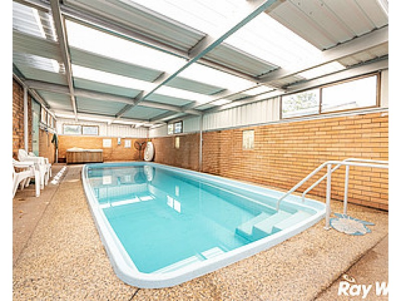 9 Douglas Avenue, Forster NSW 2428