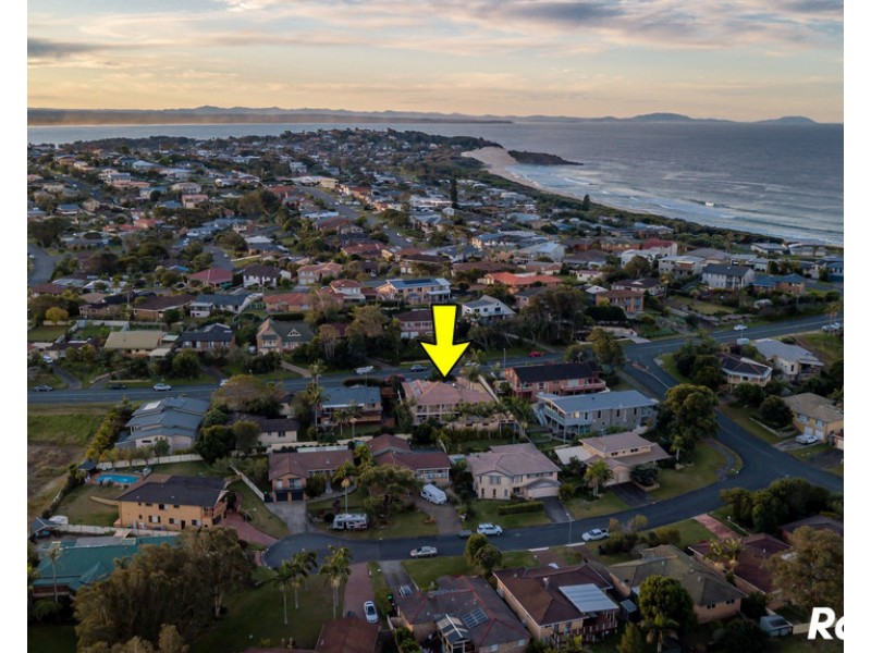166 Kularoo Drive, Forster NSW 2428