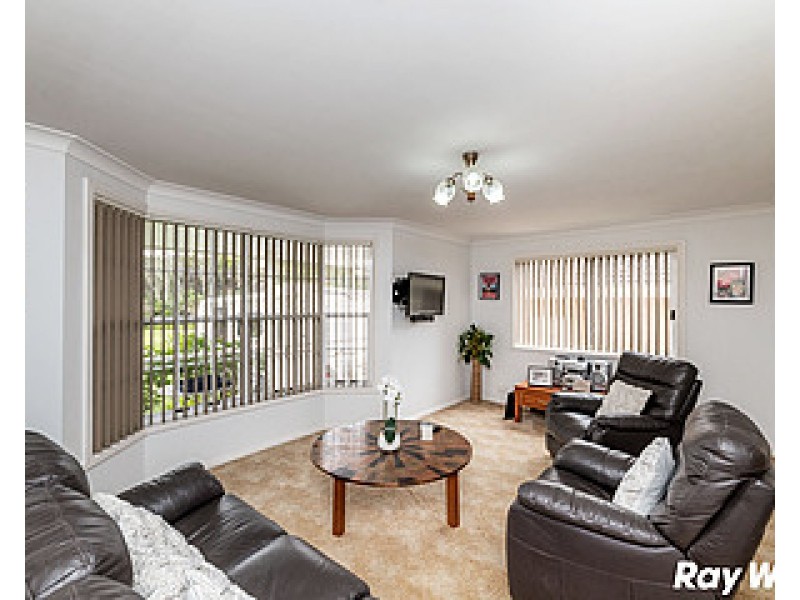34 Lakeview Crescent, Forster NSW 2428