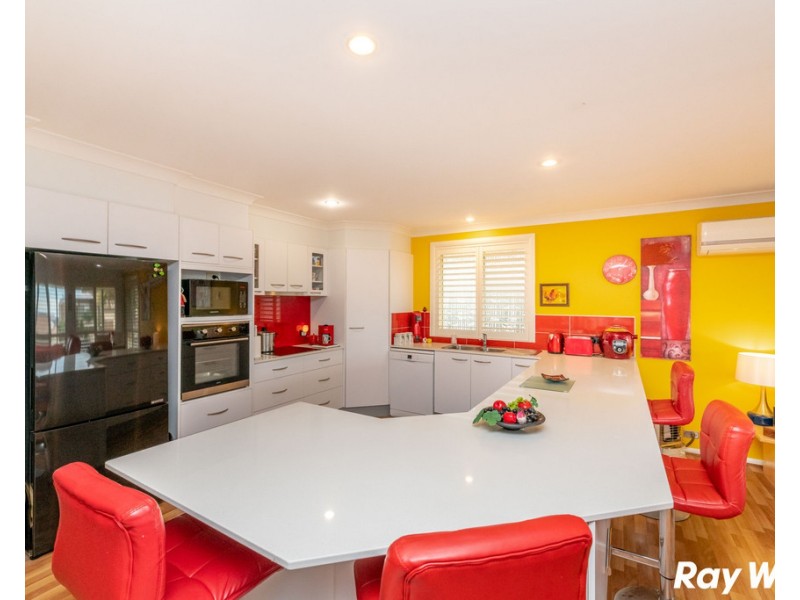 35 Seaview St, Diamond Beach NSW 2430