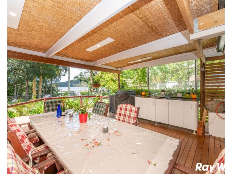 12 Windsor Street, Tarbuck Bay NSW 2428