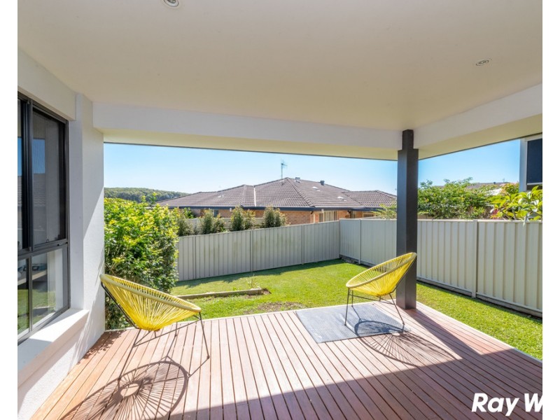 13 Isabella Parade, Forster NSW 2428