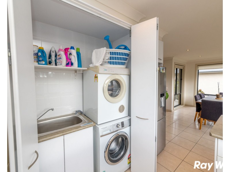 4/3 Moonah Street, Boomerang Beach NSW 2428