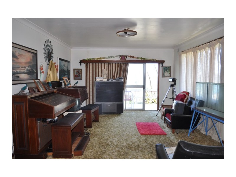 3 Lakeview Cresent, Forster NSW 2428