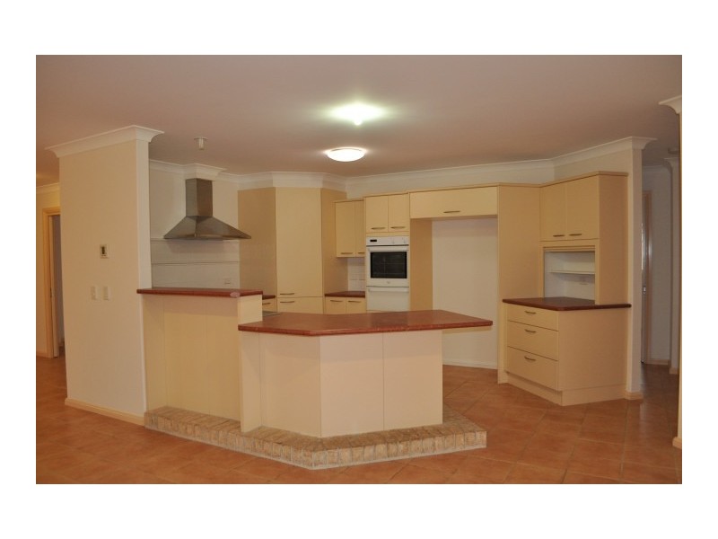 17 Robina Grove, Forster NSW 2428