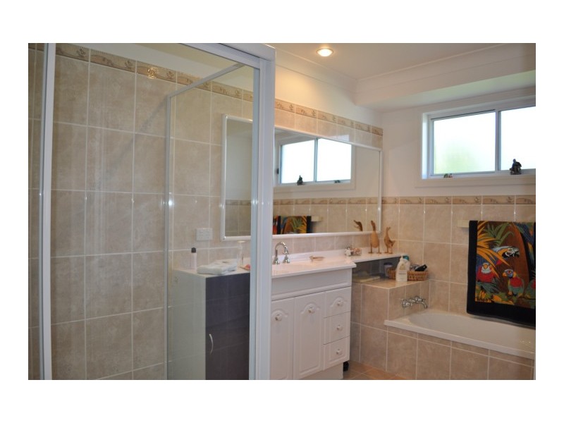 1 Robina Grove, Forster NSW 2428