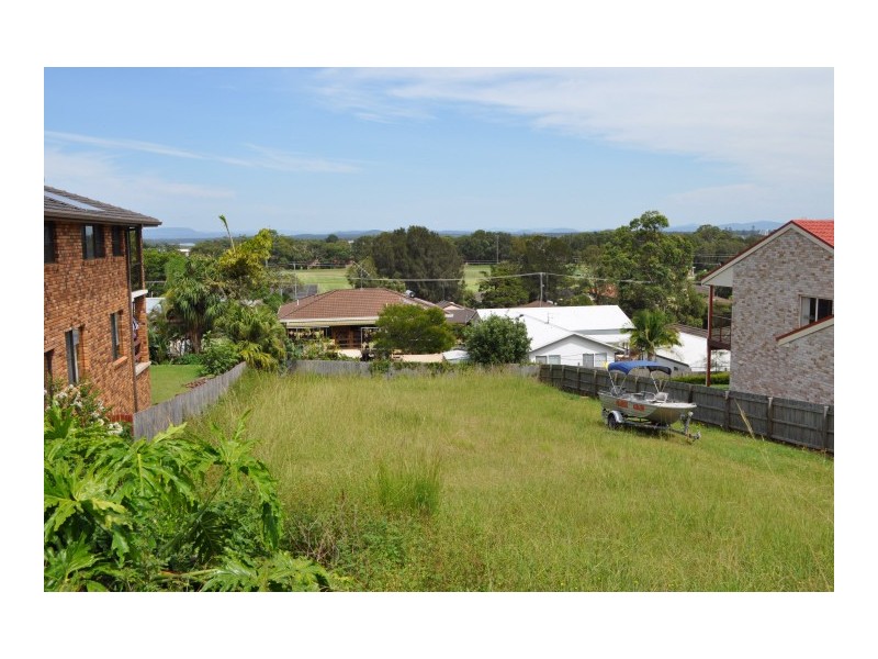 39 Divide Street, Forster NSW 2428