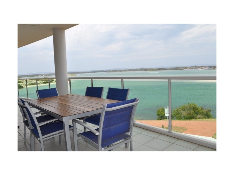 201/2 Wharf Street, Forster NSW 2428
